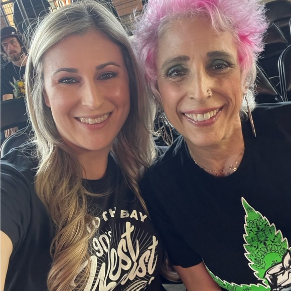 Meet your Posher, Terry ann - Picture 3 of 7